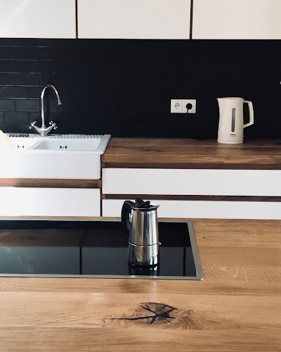 Negocio Schreinerei Karl & Wiehl Gmbh